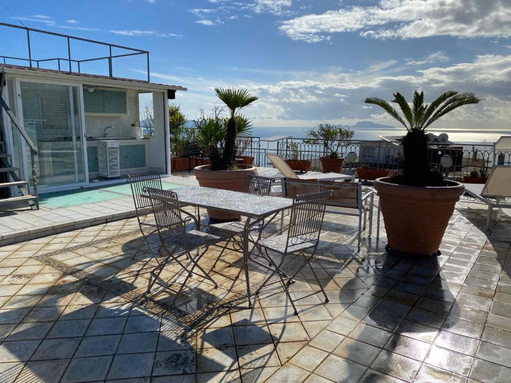 Terrazza Morghen Panoramic Rooftop